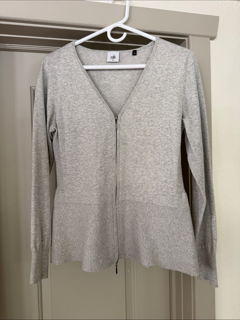 CAbi Light Heather Gray Zip-Up V-Neck Cardigan
